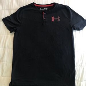 Under Armour boys heatgear T-shirt size YLG